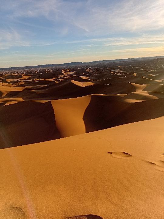Une nuit dans les dunes d’Erg Chigaga